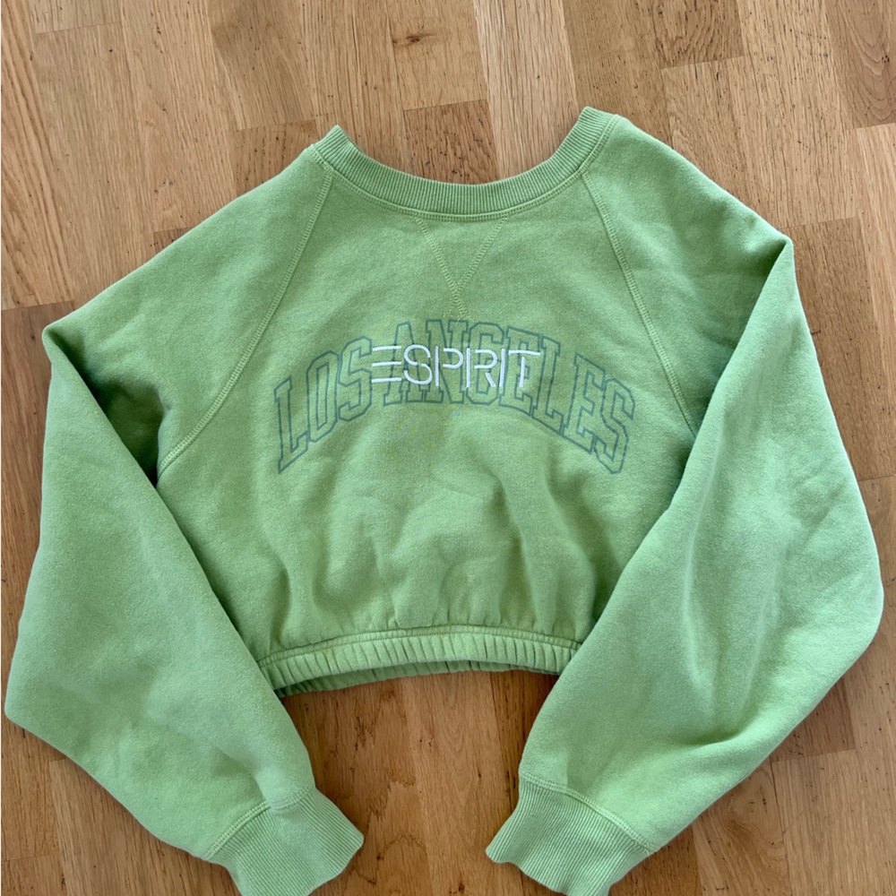 ESPRIT cropped green crewneck sweatshirt